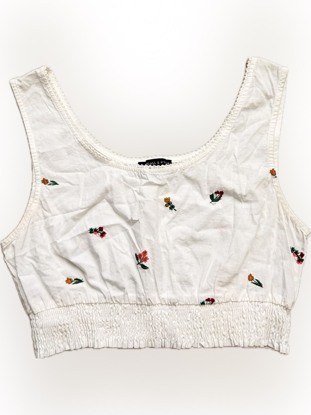 🌷✨ Kendall & Kylie Embroidered Floral Cropped Tank ✨🌷